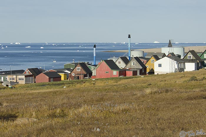 ArcticQ_20080830_085522_653_2X.jpg - This town's name is pronounced something like "Car-nack" and it's a typical artic Inuit settlement on western Greenland.