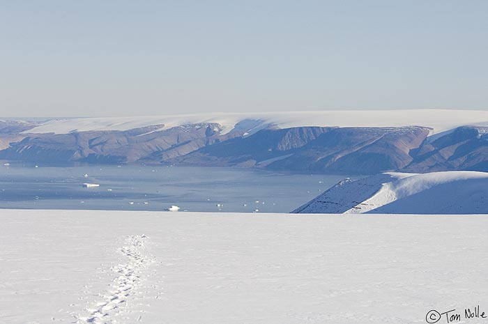 ArcticQ_20080830_154248_019_2X.jpg - This is a part of the famous Greenland ice cap near Qaanaaq.